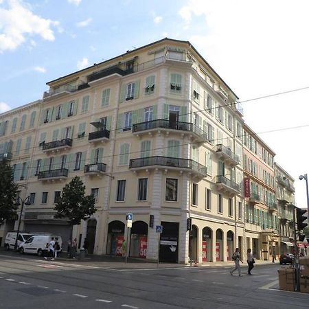 亚度尼斯公寓式酒店 外观 照片